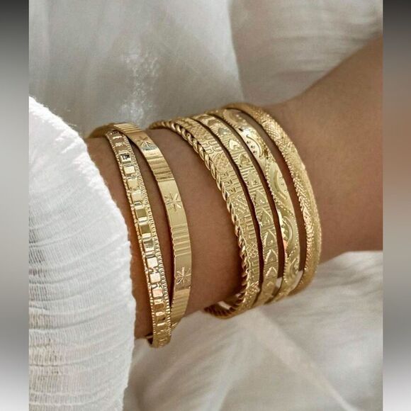 Elegant Gold Bangle Set A1282 - Picture 1 of 5